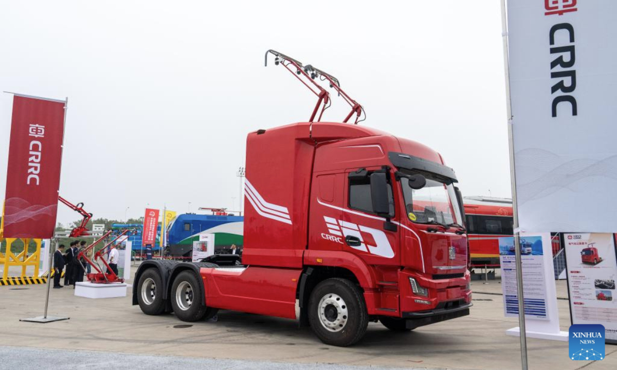 This photo taken on Nov. 7, 2025 shows an electrified smart braided heavy truck in Zhuzhou, central China's Hunan Province. (Xinhua/Chen Sihan)