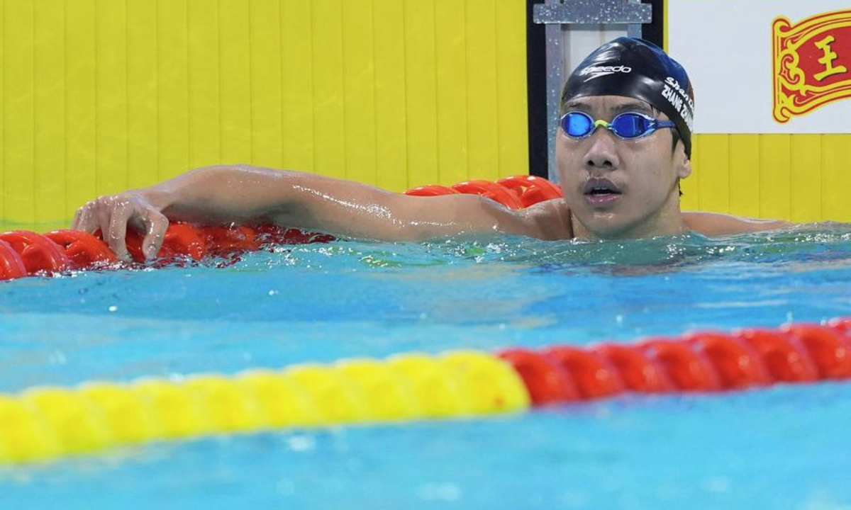 Zhang Zhanshuo of Shandong reacts after the men's 1500m freestyle final of swimming at China's 15th National Games in Shenzhen, south China's Guangdong Province, Nov. 17, 2025. (Xinhua/Du Yu)