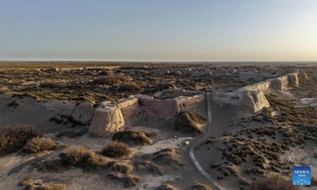 A drone photo taken on Nov. 18, 2025 shows the Suoyang City site in Guazhou County, Jiuquan City, northwest China's Gansu Province. Located in the Gobi Desert to the southeast of today's Suoyang Town, the ruins of Suoyang City, which used to play a pivot role in boarder defense and transportation in the olden times, consist of the Suoyang City site, the Ta'er temple, remains of an irrigation canal system, and a group of tombs.

The site of Suoyang City is also one of the constituent locations of the Routes Network of Chang'an-Tianshan Corridor of the Silk Road inscribed on the UNESCO World Heritage List in 2014. (Xinhua/Lang Bingbing)