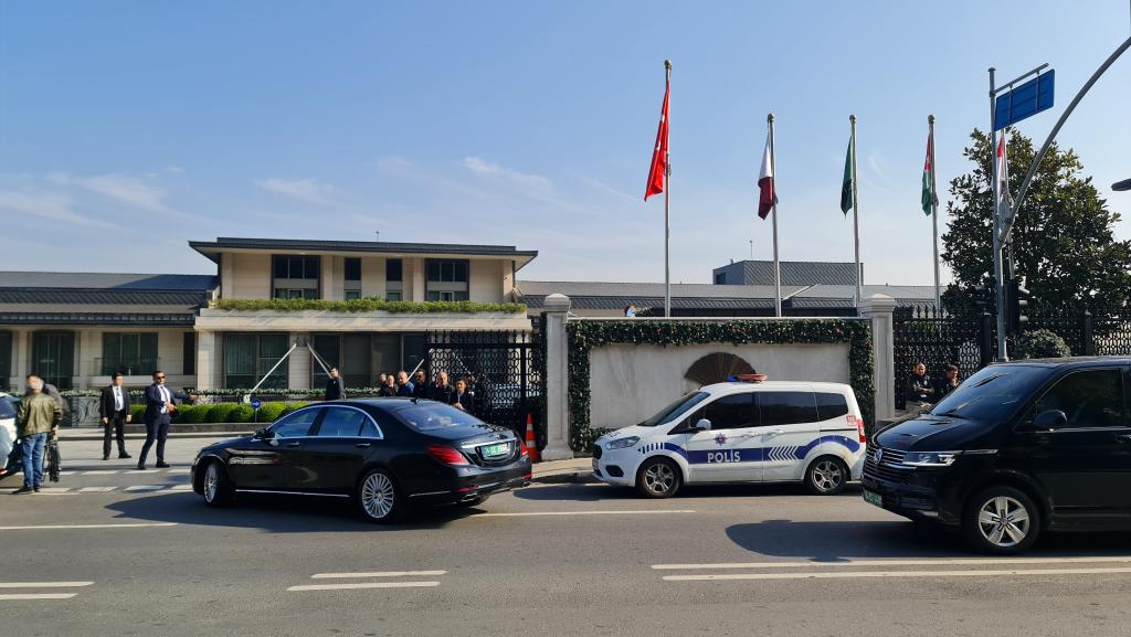 Participants arrive at the venue of the meeting on upholding the Gaza ceasefire and plan for the enclave's future in Istanbul, Türkiye, Nov. 3, 2025.

Foreign ministers from seven countries met in Istanbul on Monday to discuss efforts to uphold the Gaza ceasefire and plan for the enclave's future, as Israeli strikes continued despite the truce.

Turkish Foreign Minister Hakan Fidan hosted his counterparts from the United Arab Emirates, Indonesia, Qatar, Pakistan, Saudi Arabia and Jordan. (Photo by Safar Rajabov/Xinhua)