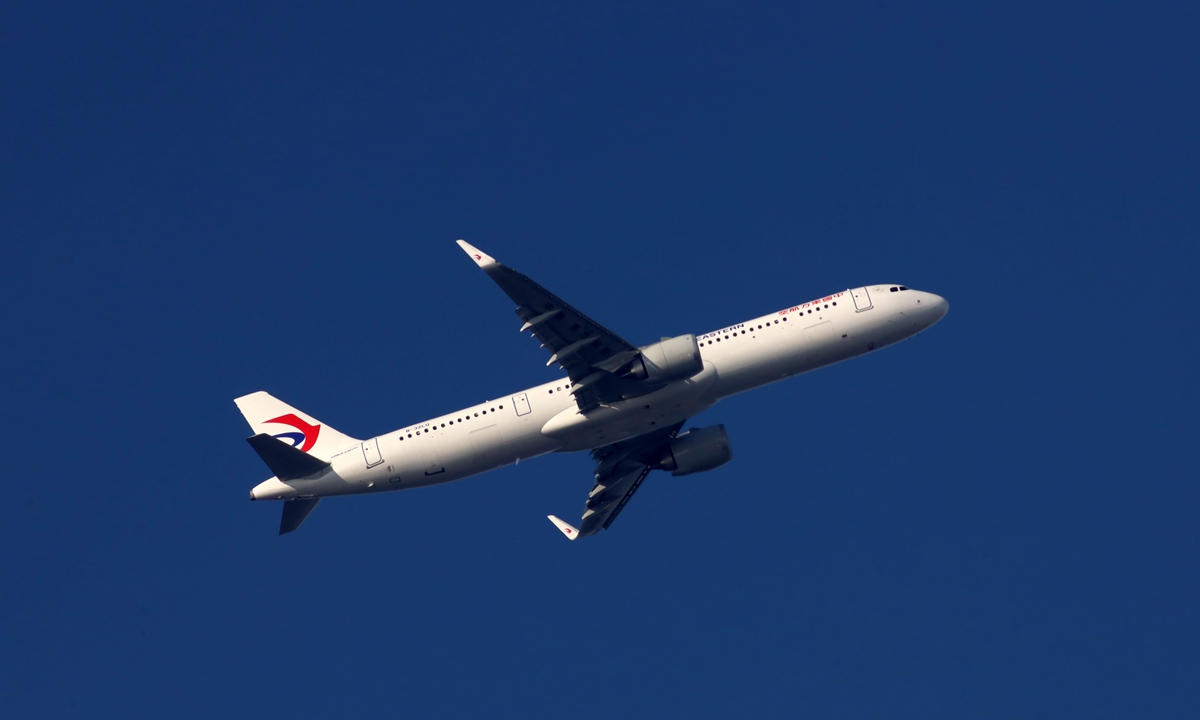 A plane takes off from Shanghai Pudong International Airport on September 18, 2025. Photo: VCG