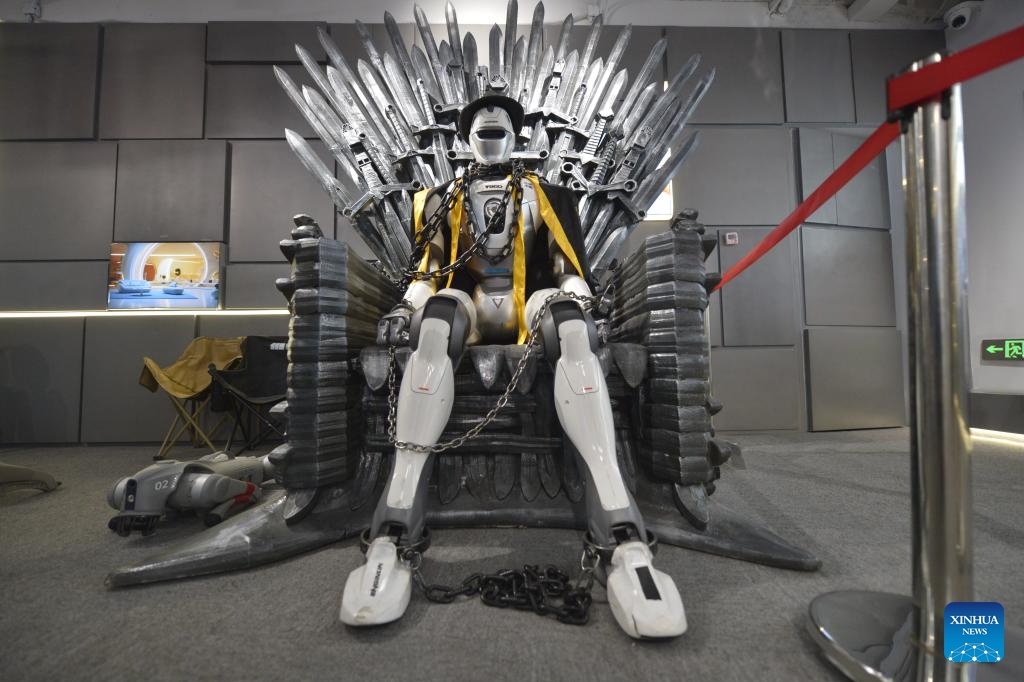 A humanoid robot of EngineAI, a robotic startup, is seen at a robot 6S store in Shenzhen, south China's Guangdong Province, Oct. 28, 2025. (Photo: Xinhua)