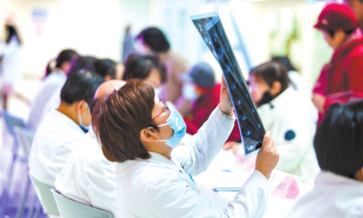 A hospital in Nanjing, East China's Jiangsu Province, hosts a rare disease free clinic, offering medical services to patients and their families, on February 29, 2024. Photo: VCG