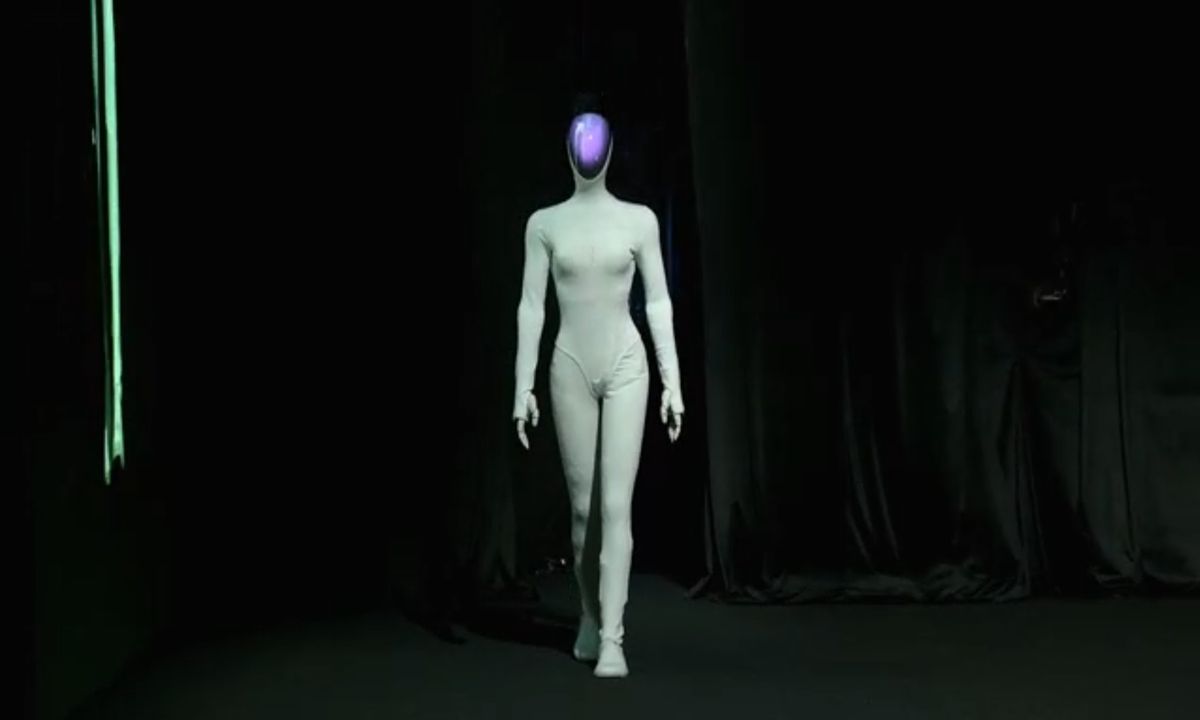 XPENG's new-generation humanoid robot 