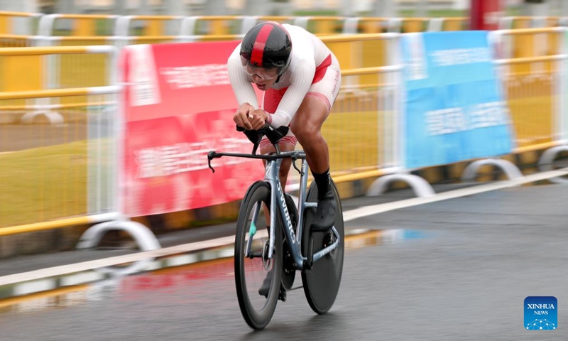 Cao Houwang of Shandong competes during the men's individual time trial of cycling road at China's 15th National Games in Zhuhai, south China's Guangdong Province, Nov. 7, 2025. Photo: Xinhua