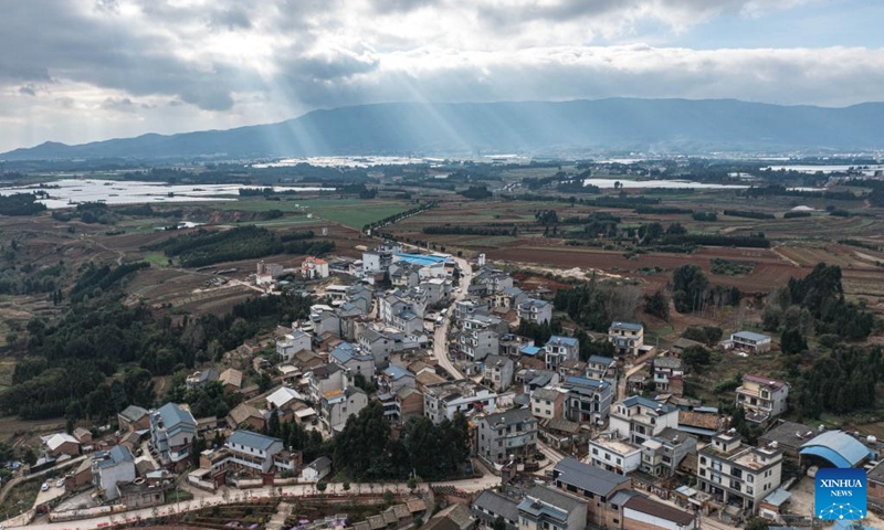 An aerial drone photo taken on Nov. 5, 2025 shows a view of Liaohu Village in Qujing, southwest China's Yunnan Province. Located on the bank of the Nanpan River in the city of Qujing, the Liaohu Village boasts a thousand-year pottery-making tradition. Photo: Xinhua