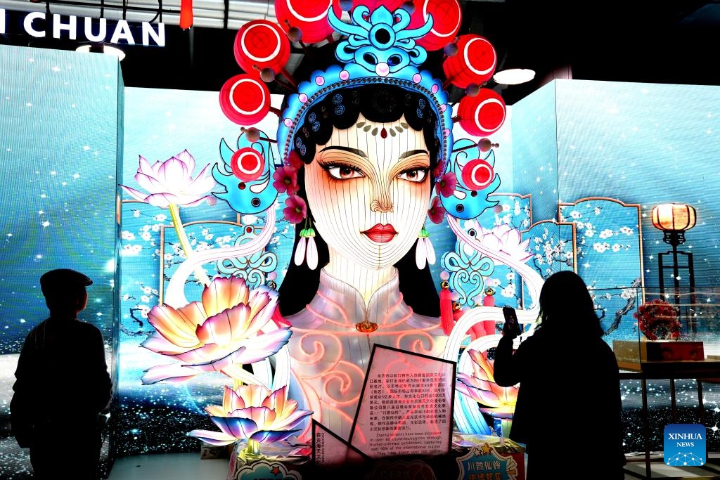 Visitors view exhibits at the booth of China's Sichuan Province during the eighth China International Import Expo (CIIE) in east China's Shanghai, Nov. 7, 2025. The CIIE is not only a global platform for the trade of goods and services but also a grand event for the exchange of cultures and ideas between China and the world. (Xinhua/Zhang Jiansong)