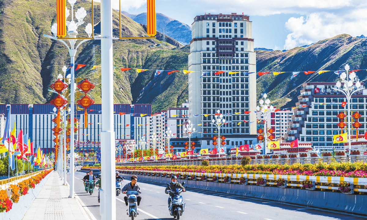 'Xizang is a region of tangible development': former UK MP