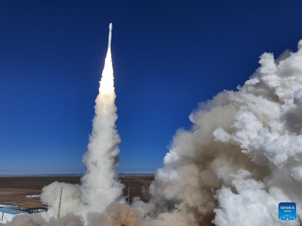 A Lijian-1 Y9 carrier rocket carrying two technical experiment satellites blasts off from the Dongfeng commercial space innovation pilot zone in northwest China, Nov. 9, 2025.

The rocket blasted off at 11:32 a.m. (Beijing Time) and successfully sent the satellites into the planned orbit. (Photo by Wang Jiangbo/Xinhua)