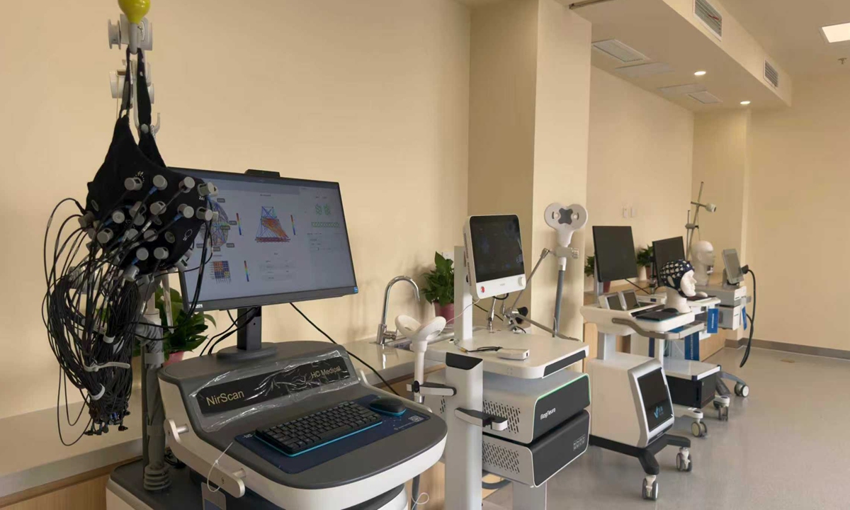 Jiangsu's 1st brain–computer interface research ward debuts in Nanjing