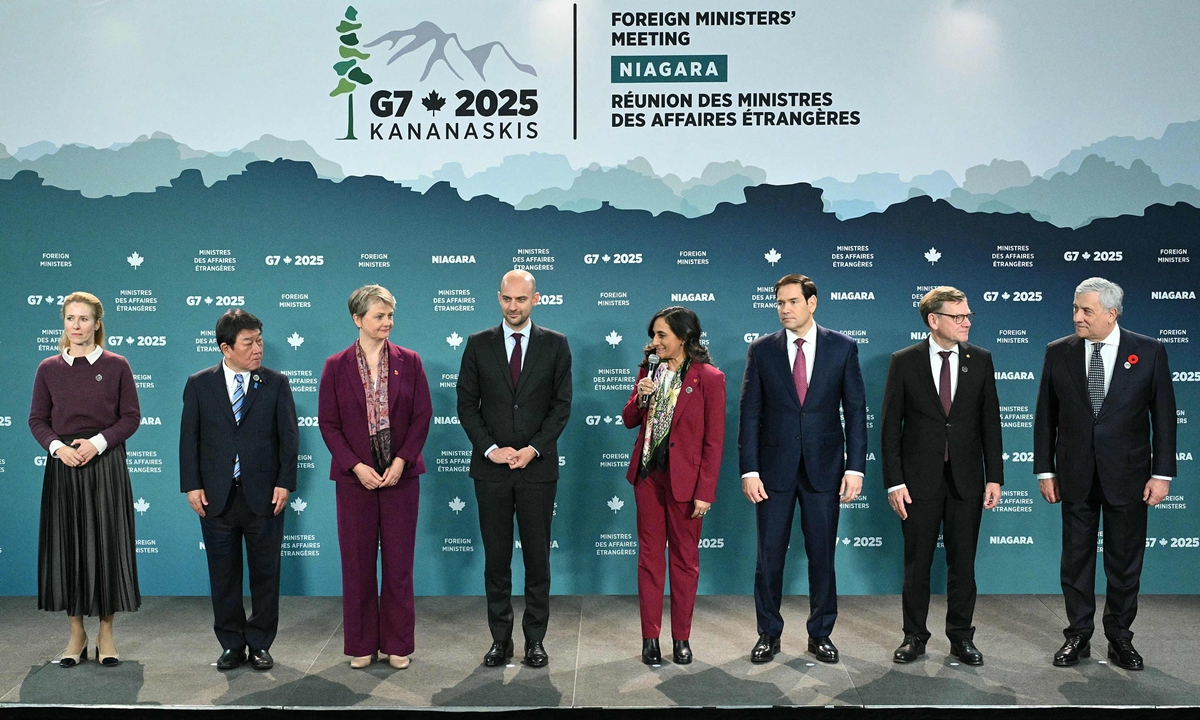 Foreign Ministers (L-R) European Union's Kaja Kallas, Japan's Toshimitsu Motegi, Britain's Yvette Cooper, France's Jean-Noel Barrot, Canada's Anita Anand, US Secretary of State Marco Rubio, Germany's Johann Wadephul and Italy's Antonio Tajani pose for the family photo during the G7 Foreign Ministers' meeting at the White Oaks Resort in Niagara-on-the-Lake, Canada on November 11, 2025. Photo: VCG
