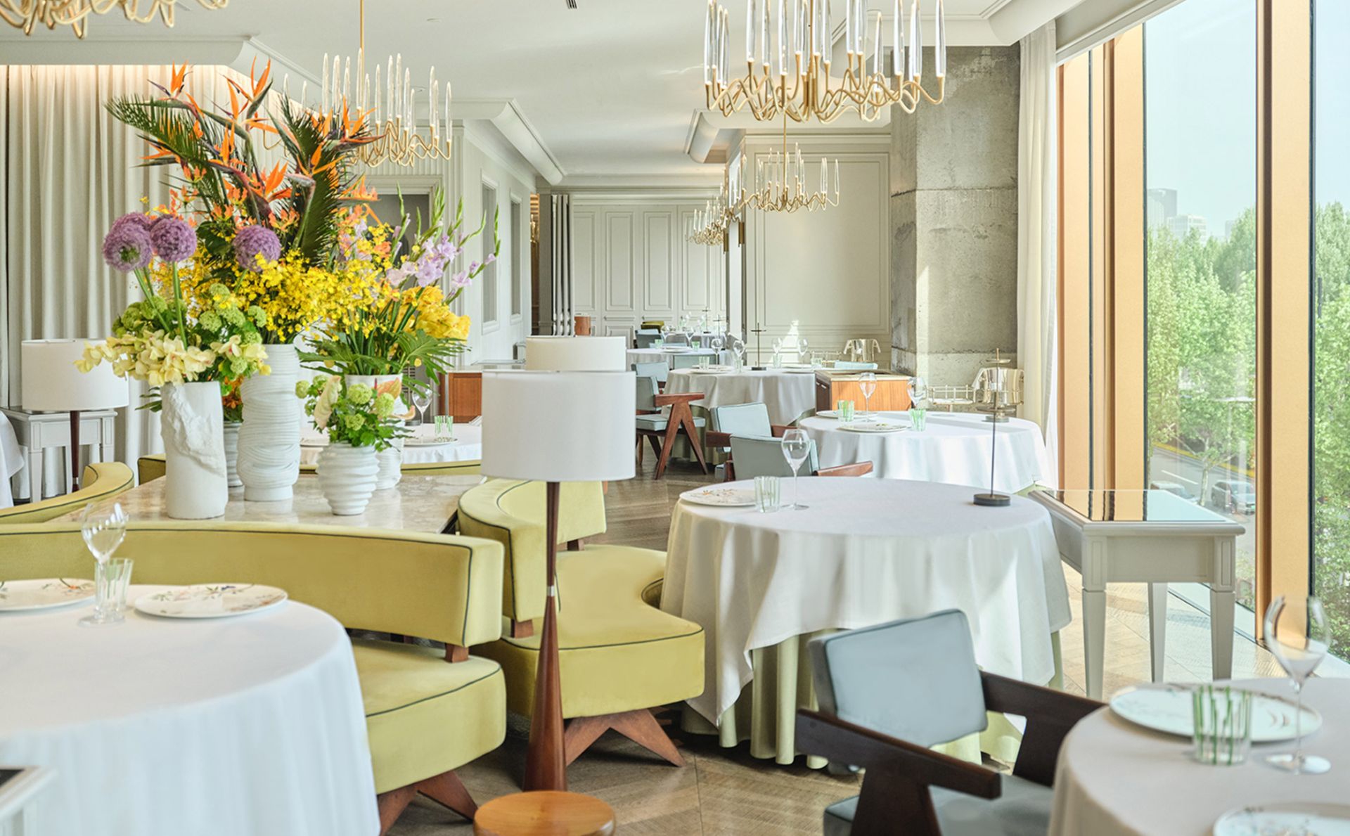 An interior view of an Italian restaurant in Shanghai