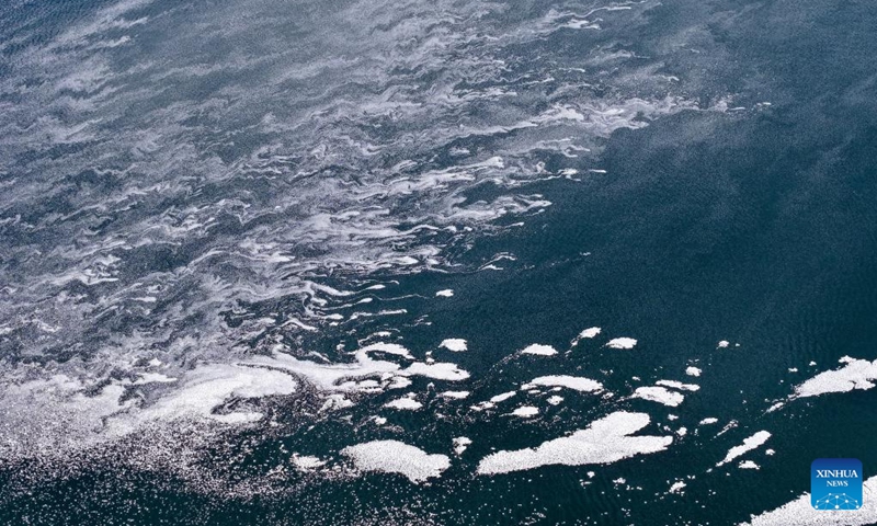 An aerial drone photo taken on Nov. 16, 2025 shows the frozen surface of the Dasugan Lake in Kazak Autonomous County of Aksay, Jiuquan, northwest China's Gansu Province. Dasugan Lake and Xiaosugan Lake are connected and are both formed by the meltwater from the Qilian Mountains. A unique phenomenon is that the upstream Xiaosugan Lake is a freshwater lake, while the downstream Dasugan Lake is a saline lake.

Together, they nurture a vibrant ecological wetland in the vast Gobi Desert, serving as an important stopover and breeding habitat for migratory birds along China's migration routes. Photo: Xinhua