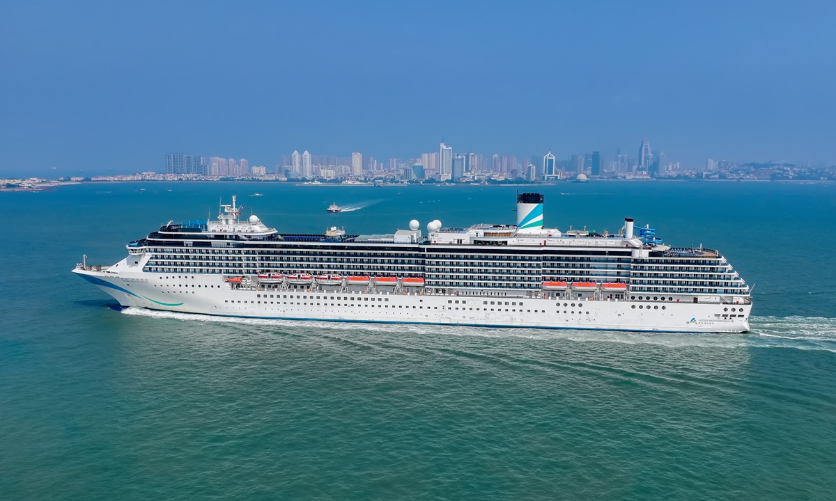 Chinese cruise ship cancels stop at Miyakojima Island, 'closely monitoring' relevant situation, operator tells GT