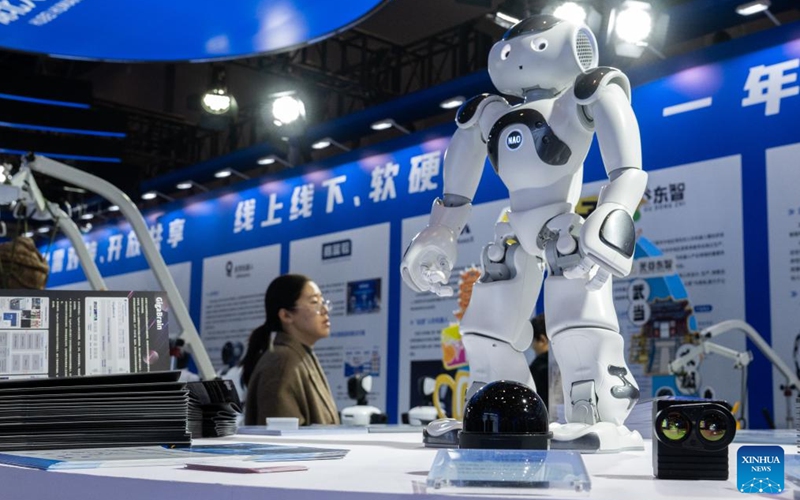 A humanoid robot is seen during the 2025 China 5G + Industrial Internet Conference in Wuhan, central China's Hubei Province, Nov. 21, 2025. The conference kicked off here on Friday and will run through Sunday. Photo: Xinhua