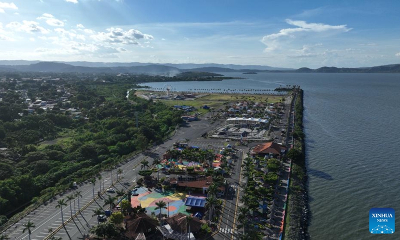 This aerial drone photo taken on Nov. 17, 2025 shows an amusement park in Managua, Nicaragua. (Xinhua/Li Mengxin)