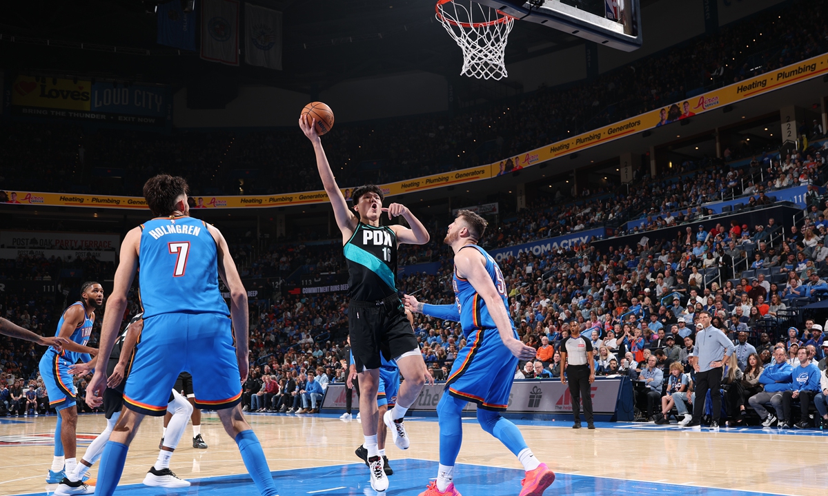 Yang Hansen hits first NBA three-pointer, logs career-high minutes