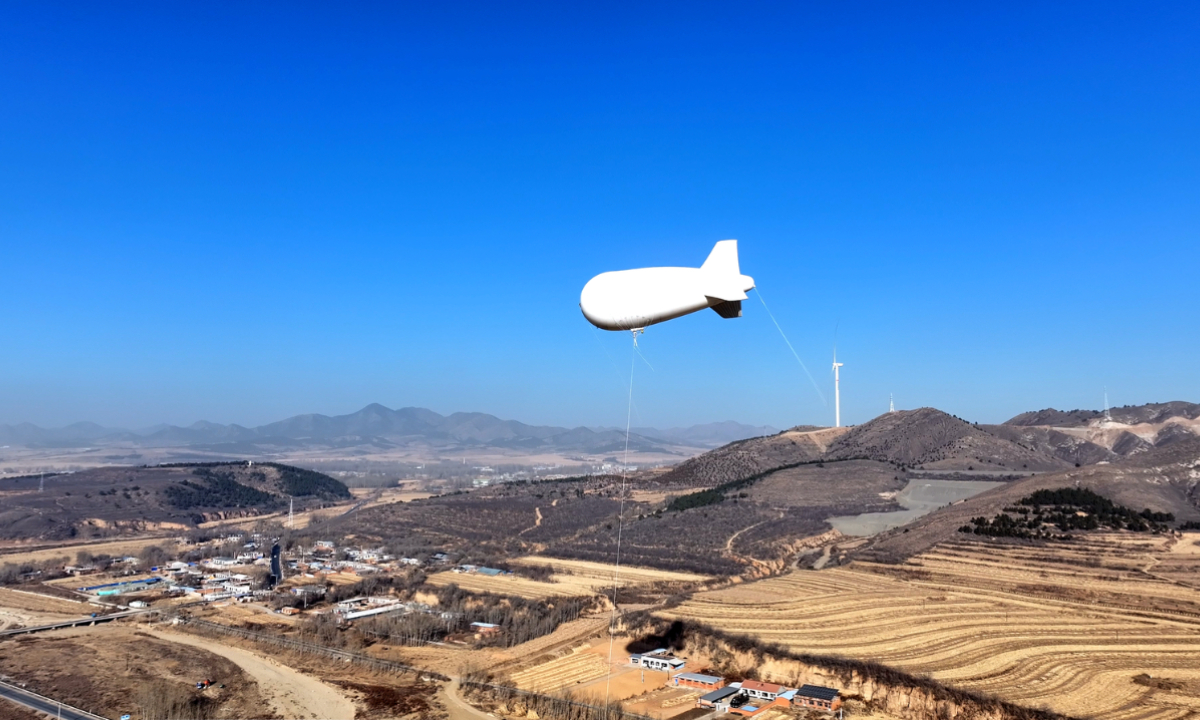 China's first electric powered tethered kite balloon completes maiden flight