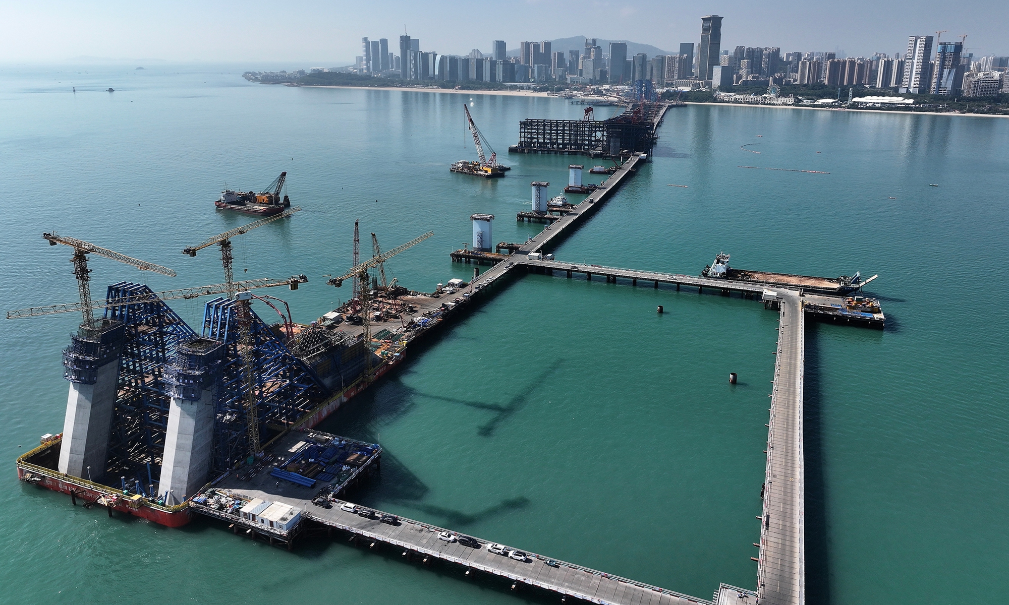 An aerial photo taken on December 2, 2025 shows a key control project of the Xiamen-Jinmen Bridge in East China's Fujian Province. The main pylon was completed the previous day, marking a milestone step in the construction of the Xiamen section of the bridge. An interface for the Jinmen section is reserved. Photo: VCG