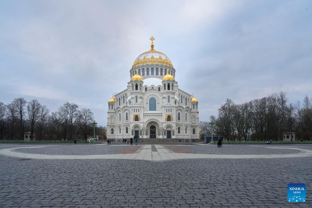 This photo taken on Nov. 30, 2025 shows the Naval Cathedral, a landmark in Kronstadt, Russia. Kronstadt is located in the Gulf of Finland, 30 kilometers west of St. Petersburg, and is an important naval base of Russia. (Photo by Guo Feizhou/Xinhua)