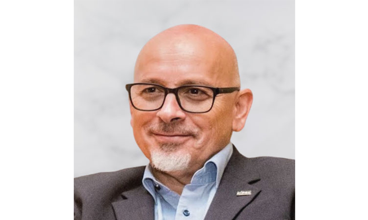 Légende : Jovan Kurbariya Photo : fournie par Jovan Kurbariya