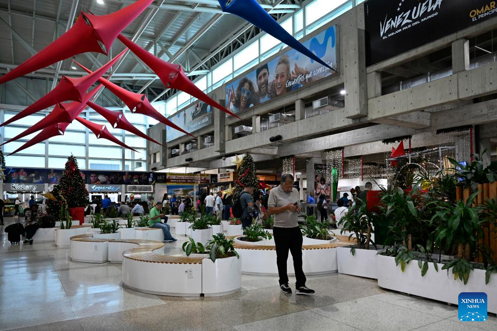 This photo shows the arrival hall of the Simon Bolivar International Airport in Maiquetia, Venezuela, Dec. 1, 2025. (Xinhua/Li Muzi)
