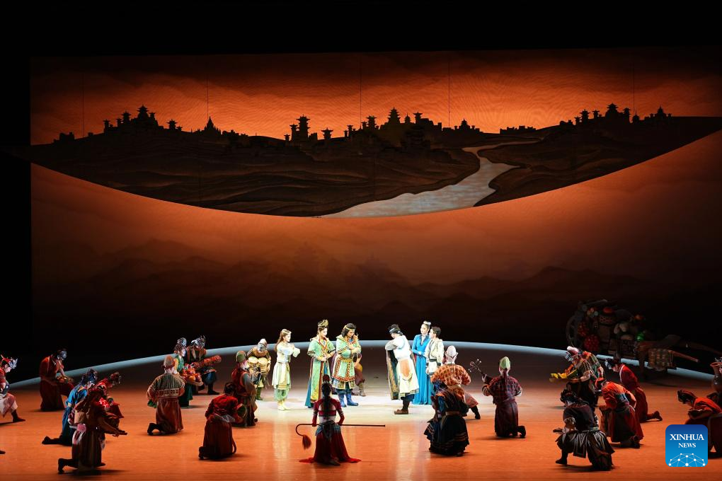Artists of China National Opera House perform in the dance drama Qiuci in Beijing, capital of China, Dec. 2, 2025. (Xinhua/Xing Guangli)