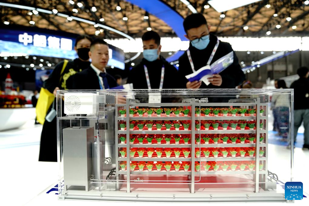 People visit an exhibition of the Marintec China 2025 at Shanghai New International Expo Center in Shanghai, east China, Dec. 2, 2025. Attracting over 2,200 enterprises from 16 countries and regions, the event kicked off here on Tuesday and will last until Dec. 5, 2025. (Xinhua/Zhang Jiansong)