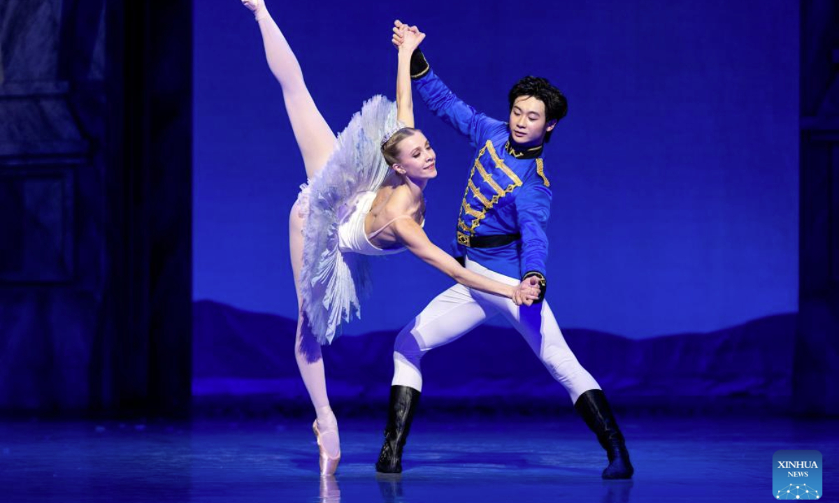 Dingkai Bai (R) performs as the Nutcracker Prince in a dress rehearsal of the Norwegian National Ballet's traditional Christmas production The Nutcracker in Oslo, capital of Norway, on Nov. 27, 2025. (Norwegian National Opera & Ballet/Handout via Xinhua)