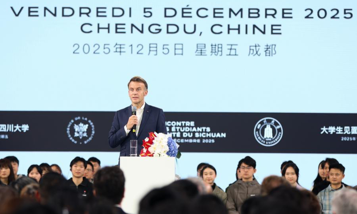 French President Emmanuel Macron visits Sichuan University in Chengdu, southwest China's Sichuan Province, Dec. 5, 2025. (Photo by Liu Yuchen/Xinhua)