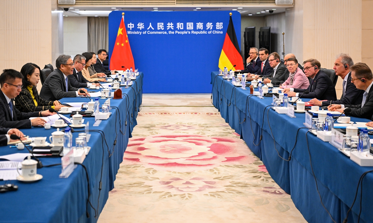 Chinese Commerce Minister Wang Wentao meets with visiting German Foreign Minister Johann Wadephul in Beijing on December 8, 2025. Photo: VCG