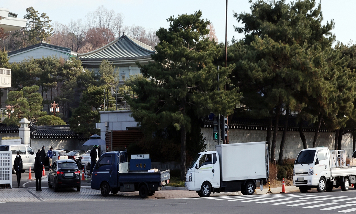Trucks carrying office equipment of the Yongsan presidential office enter the Blue House, the former presidential compound, in Seoul on December 9, 2025, beginning the office's relocation, which is scheduled to be completed by the end of the month. South Korean President Lee Jae-myung pledged to move his office back to the Blue House once renovations are completed, the Yonhap News Agency reported. Photo: VCG