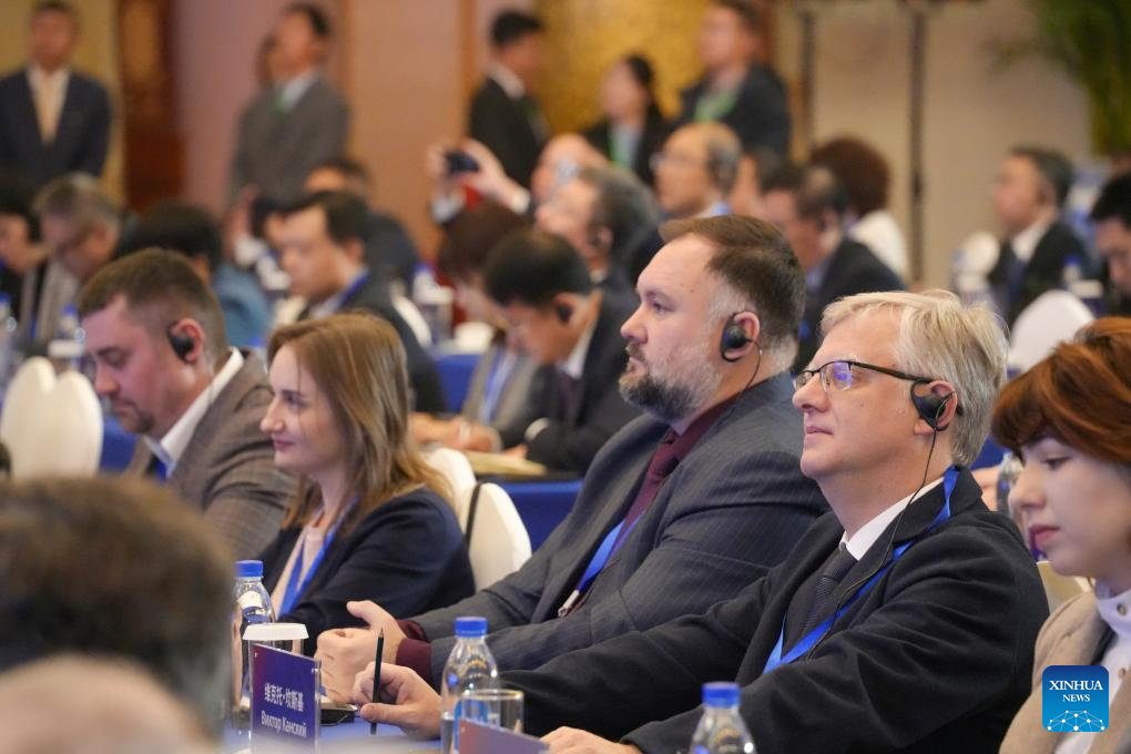 Guests attend the sixth China-Russia Media Forum in Beijing, capital of China, Dec. 16, 2025. The sixth China-Russia Media Forum, which was held in Beijing on Tuesday, discussed promoting friendship between and supporting development of the two countries through media cooperation.

The forum was hosted by the Publicity Department of the Communist Party of China (CPC) Central Committee and the Russian Presidential Executive Office, and organized by China's Xinhua News Agency and Russia's TASS News Agency.

Approximately 140 officials and media representatives from both countries attended the forum. During the event, the two sides signed 11 documents on deepening media cooperation between China and Russia. (Xinhua/Zhou Tinglu)