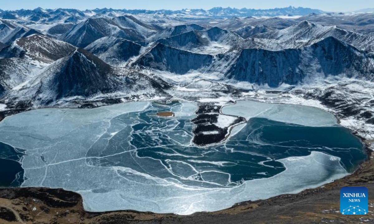 An aerial drone photo taken on Dec. 13, 2025 shows the scenery of a lake in Maizhokunggar County, southwest China's Xizang Autonomous Region. (Xinhua/Tenzin Nyida)