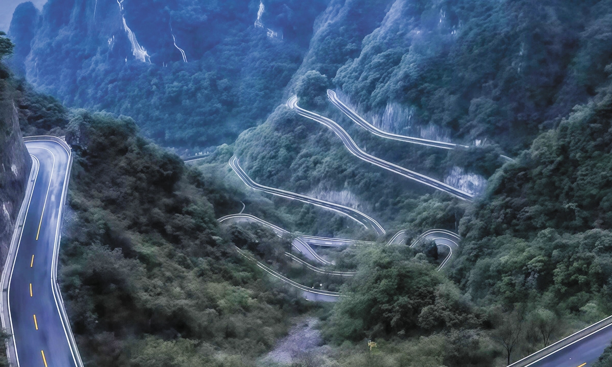 The Tianmen Mountain road with 99 hairpin bends Photo: Courtesy of local tourism officials