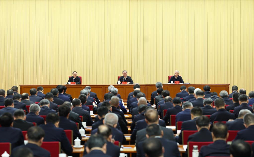 Chinese Premier Li Qiang, also a member of the Standing Committee of the Political Bureau of the Communist Party of China (CPC) Central Committee, attends a meeting of heads of central state-owned enterprises (SOEs) and delivers a speech in Beijing, capital of China. An important instruction by Chinese President Xi Jinping, also general secretary of the CPC Central Committee and chairman of the Central Military Commission, was conveyed at the meeting, which was held here on Monday and Tuesday. (Photo: Xinhua)