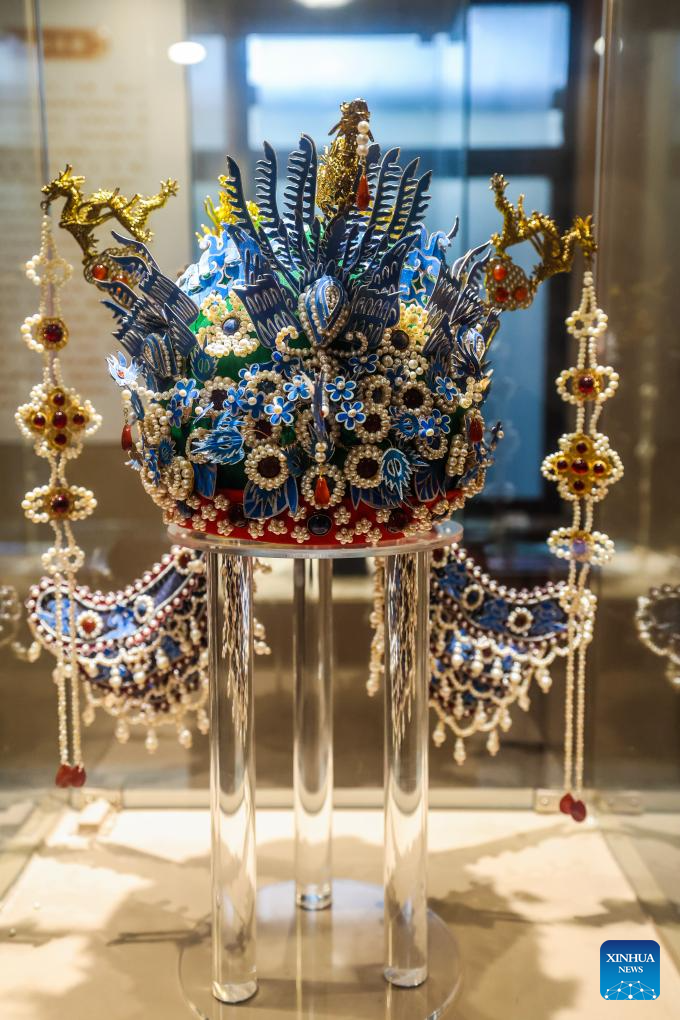 A coronet is pictured at an intangible cultural heritage workshop in an art village in Kuangyan Town, Cixi City, east China's Zhejiang Province, Dec. 24, 2025. In recent years, Kuangyan Town has built an art village integrated with cultural tourism to develop local rural industries and promote rural revitalization. (Xinhua/Xu Yu)