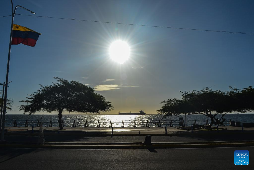 Photo taken on Dec. 23, 2025 shows an oil tanker anchored in Lake Maracaibo, in the state of Zulia, Venezuela. (Str/Xinhua)