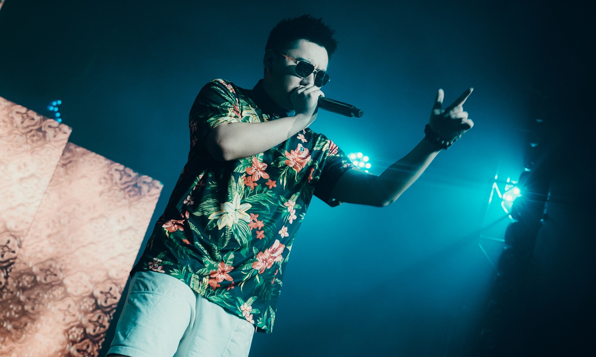 Chinese rapper Lanlao gives a concert. Photo: Courtesy of Lanlao