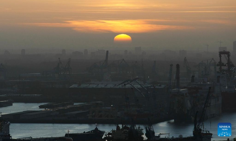 This photo taken from Rotterdam's Euromast on Dec. 28, 2025 shows the view at sunset in Rotterdam, the Netherlands. (Xinhua/Shao Haijun)