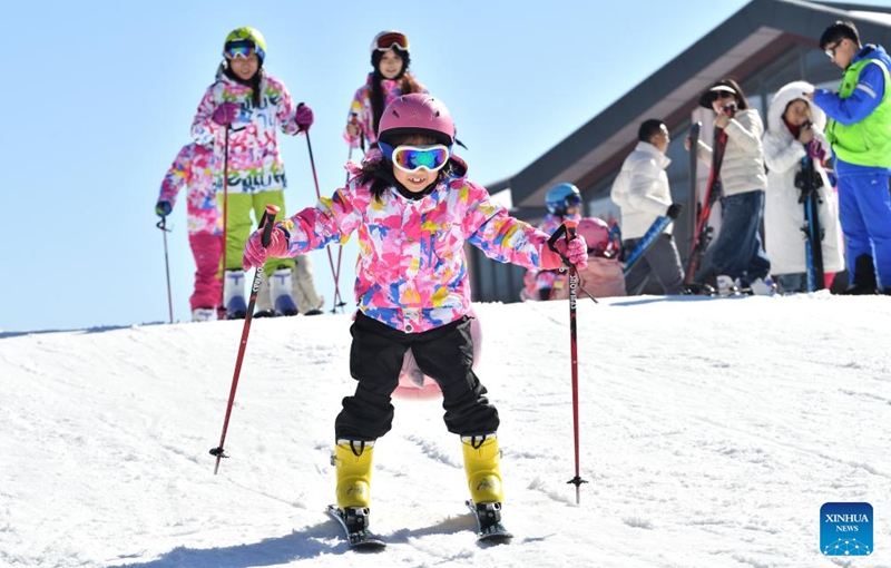 People ski at a ski resort in Xingyang City, central China's Hubei Province, Dec. 28, 2025. (Photo by Yang Tao/Xinhua)