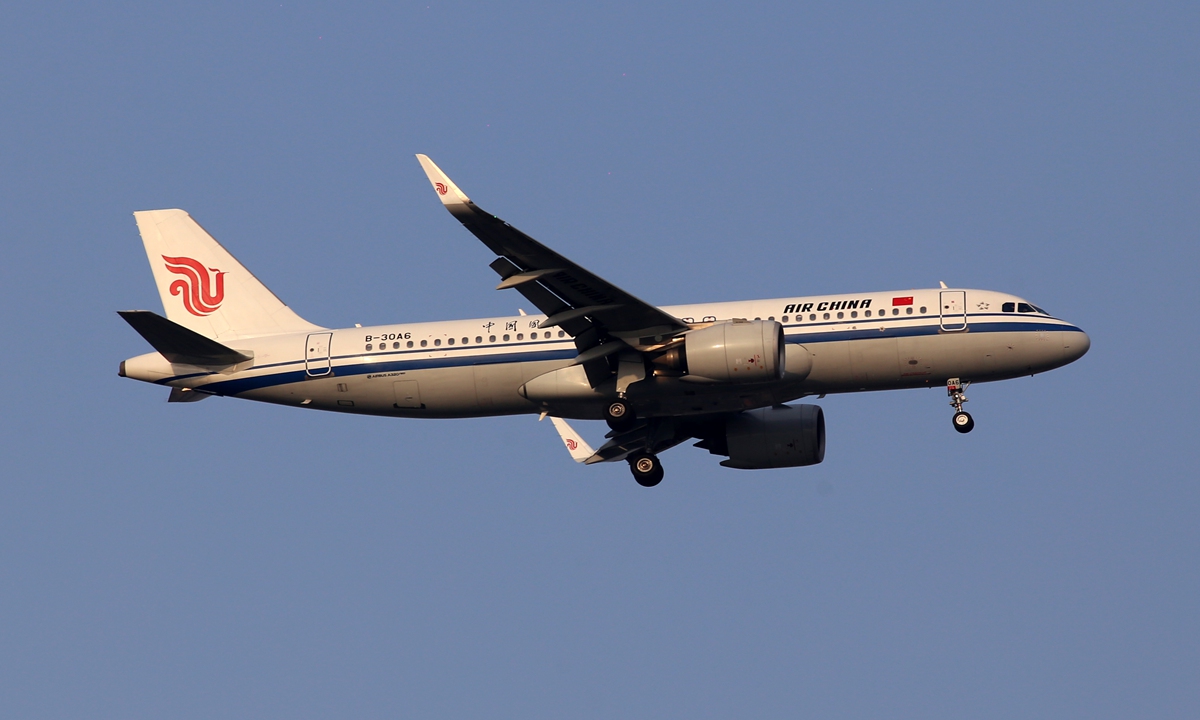 An Air China aircraft prepares to land at Shanghai Hongqiao International Airport on May 17, 2025. Photo: VCG