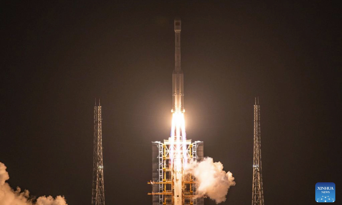 A Long March-7A carrier rocket carrying the Shijian-29A and Shijian-29B satellites blasts off from the Wenchang Space Launch Site in south China's Hainan Province, Dec. 31, 2025. Launched at 6:40 a.m. (Beijing Time), the satellites have entered the preset orbit successfully. (Photo by Du Xinxin/Xinhua)