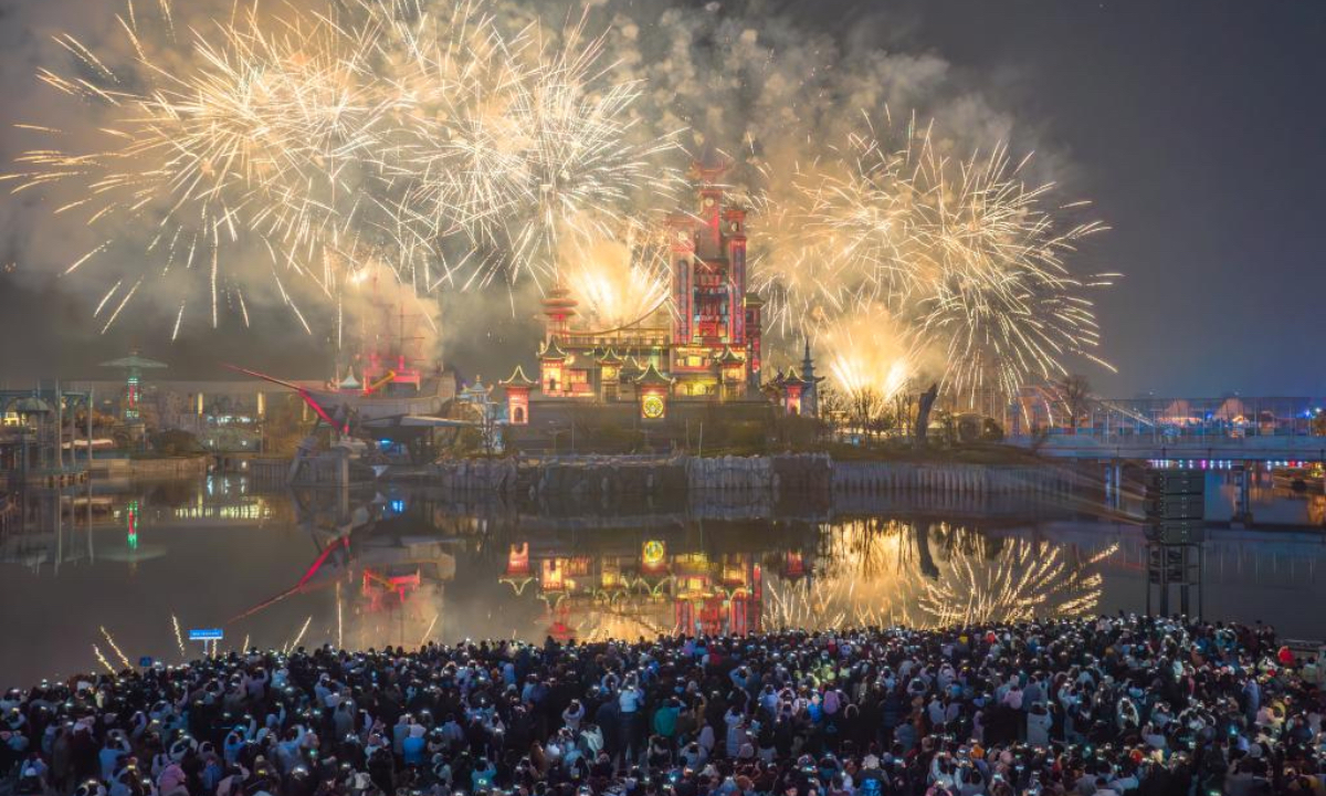 A drone photo taken on Jan. 1, 2026 shows a fireworks show in Xiangyang, central China's Hubei Province. China's economy kicked off 2026 with robust momentum, as evidenced by bustling economic activity in the year's first days. (Photo by Yang Dong/Xinhua)