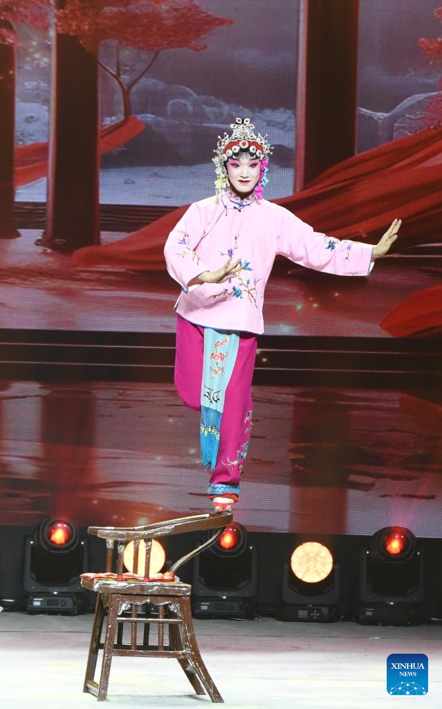 An actress performs at a New Year opera gala held in Xi'an, northwest China's Shaanxi Province, Jan. 1, 2026. People across China celebrate the arrival of 2026 with a wide range of festivities on Thursday, the first day of the year. (Xinhua/Chen Gang)