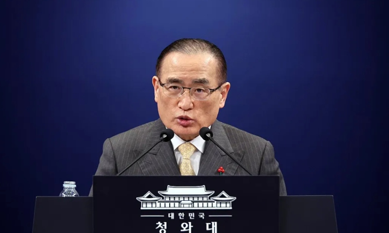 South Korean National Security Adviser Wi Sung-lac explains President Lee Jae-myung's plan to visit China during a press briefing held at Cheong Wa Dae in Seoul on January 2, 2026. Photo: screenshot of Yonhap News Agency