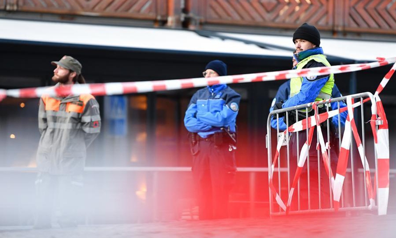 Security forces cordon off the scene of a fire at a bar in the Crans-Montana ski resort in Valais Canton of southwestern Switzerland, Jan. 1, 2026. (Xinhua/Lian Yi)