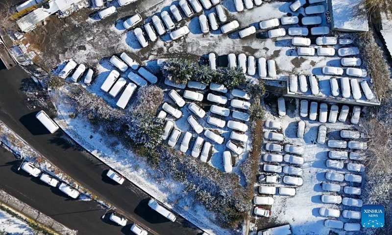 An aerial drone photo taken on Jan. 1, 2026 shows the view after a snowfall in Istanbul, Türkiye. (Xinhua/Liu Lei)