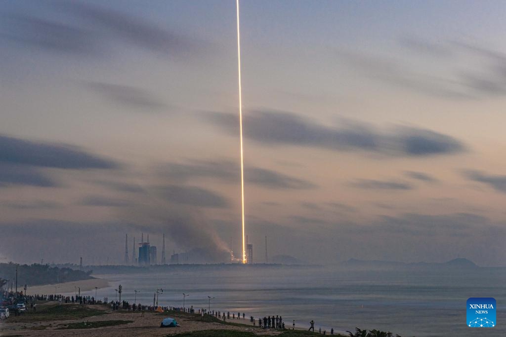 This long-exposure photo taken on Dec. 12, 2025 shows a Long March-12 carrier rocket carrying a group of internet satellites blasting off from the Hainan commercial spacecraft launch site in south China's Hainan Province. The Wenchang Spacecraft Launch Site located in Wenchang in the northeastern part of Hainan Island is China's first independently designed and constructed green, eco-friendly and modern spaceport. It currently operates two all-weather, multi-directional launch pads, capable of handling heavy payloads. (Photo: Xinhua)