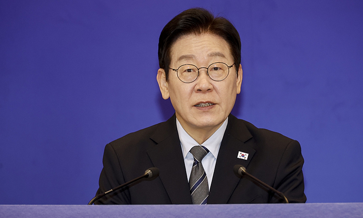 South Korean President Lee Jae-myung speaks at Korea-China Venture Startup Summit held in Shanghai, on January 7, 2026. Photo: VCG